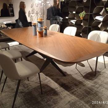 Table and chairs by Tonin Casa